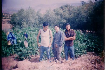 mwa with mon tite cousin yassin & hamid le coifeur ......